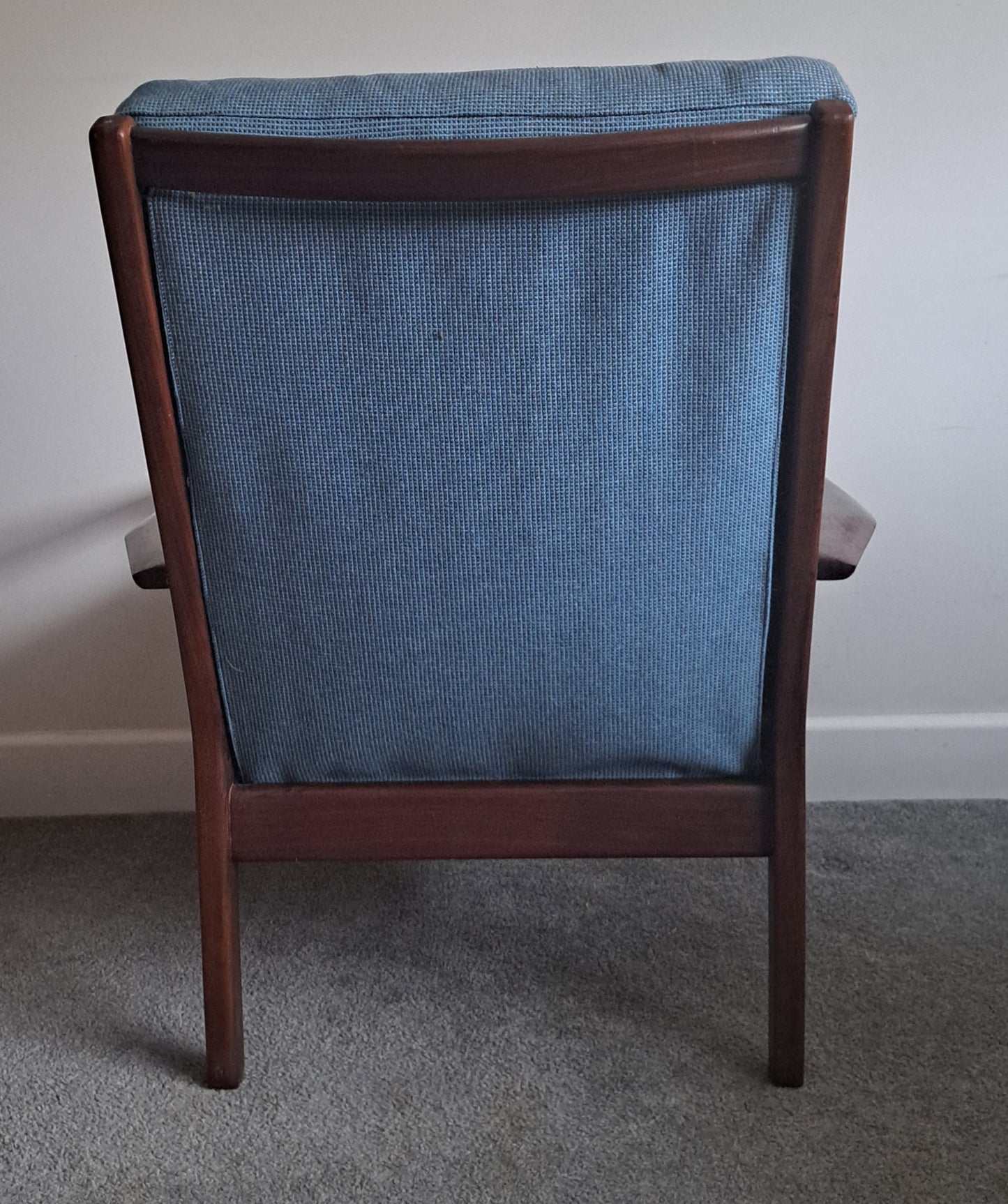 Mid-century teak armchair by Cintique