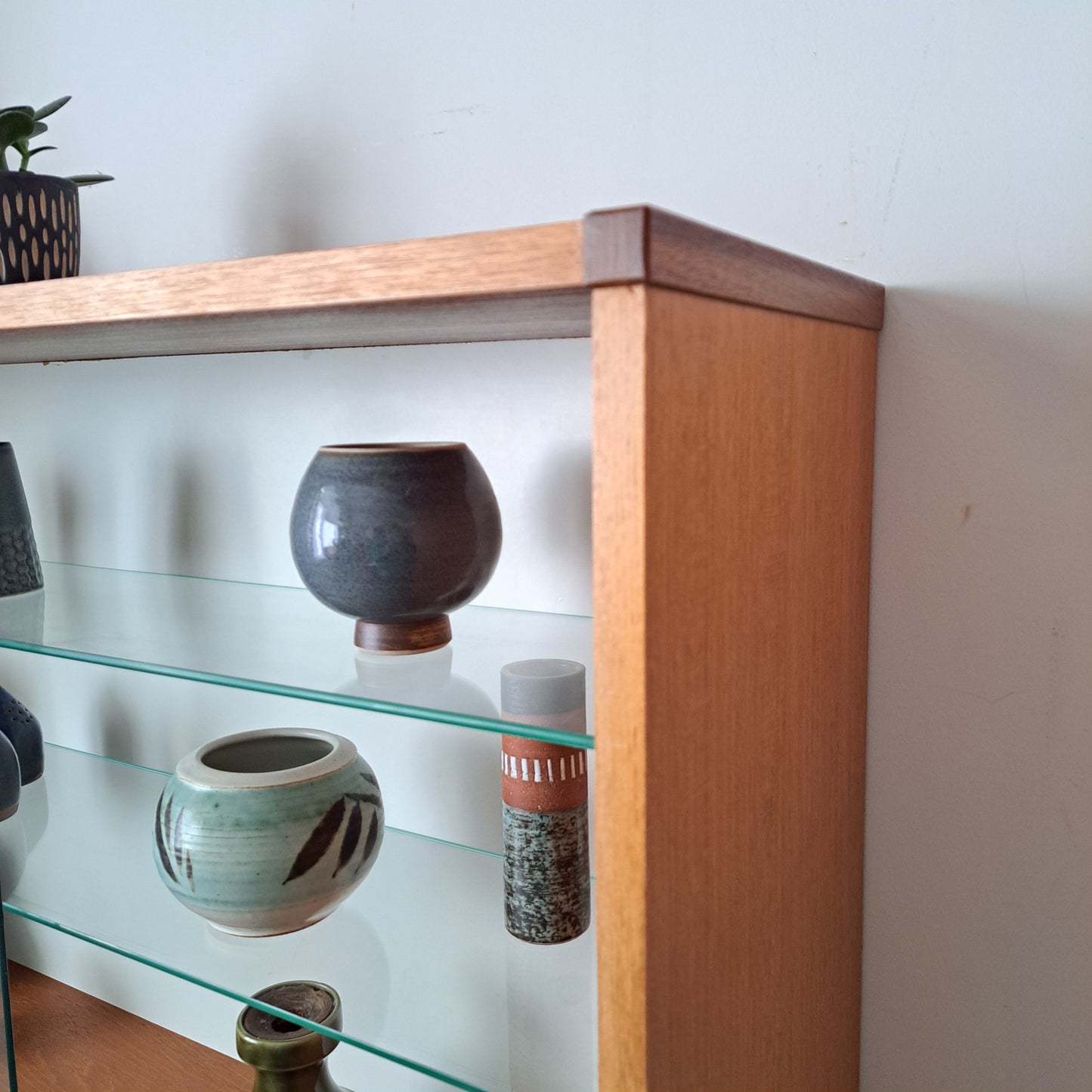 Beaver and Tapley SL Floating Wall System - Glass Front Cabinet with Glass Shelves