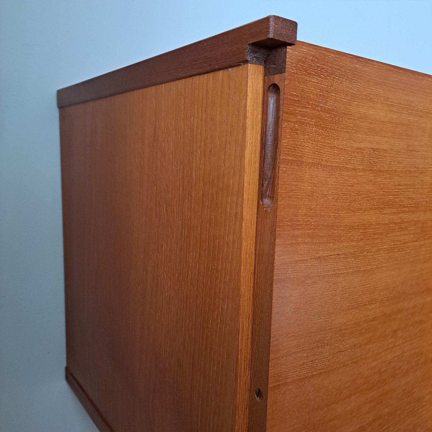 Beaver and Tapley SL Floating Wall System - Wall Unit with Drop Down Door
