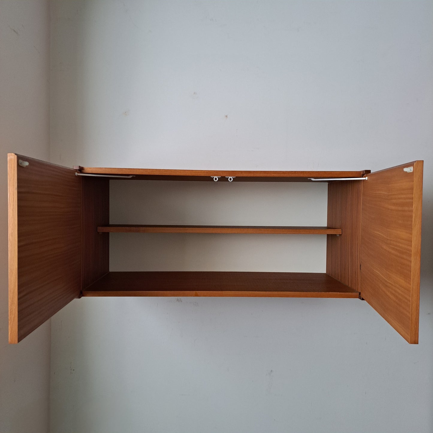 Beaver and Tapley SL Floating Wall System - Wall Unit with Double Doors