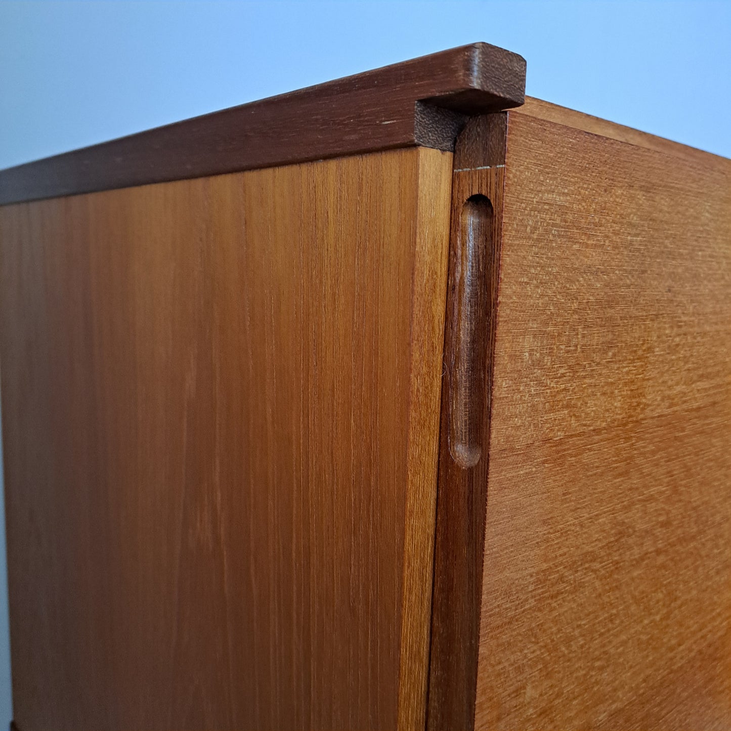 Beaver and Tapley SL - Bureau Unit