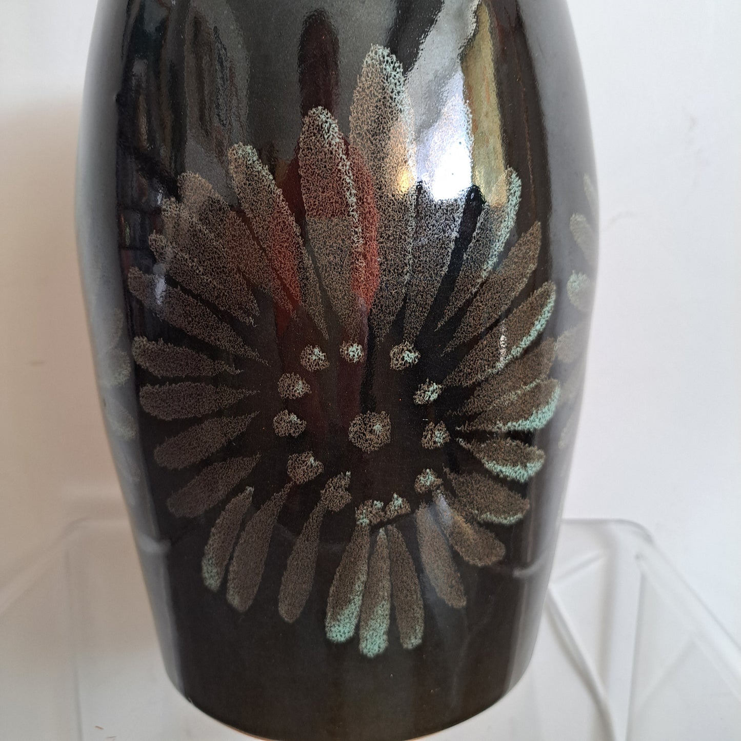 Large Vintage 'Lotus' Pottery Table Lamp