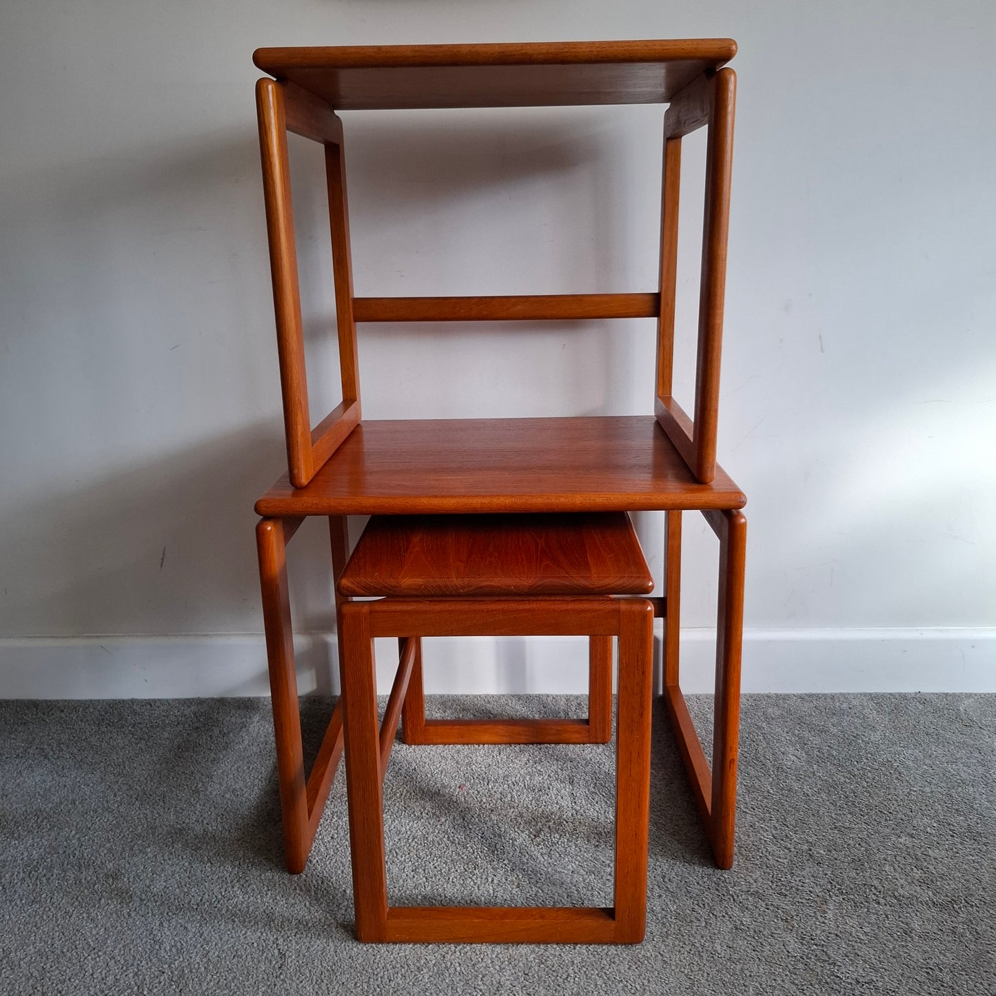 Solid Elm Nest of 3 Tables 1980s
