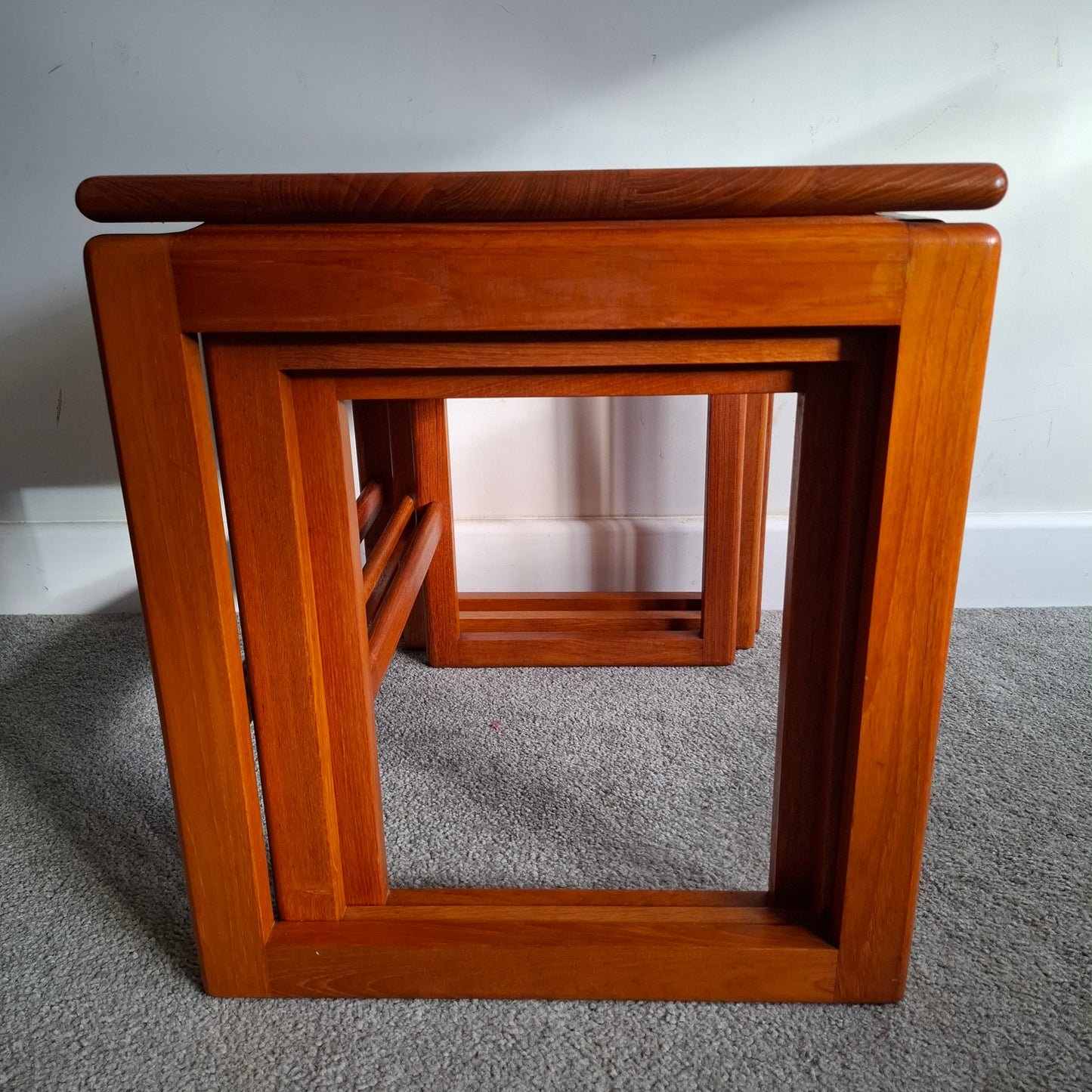 Solid Elm Nest of 3 Tables 1980s