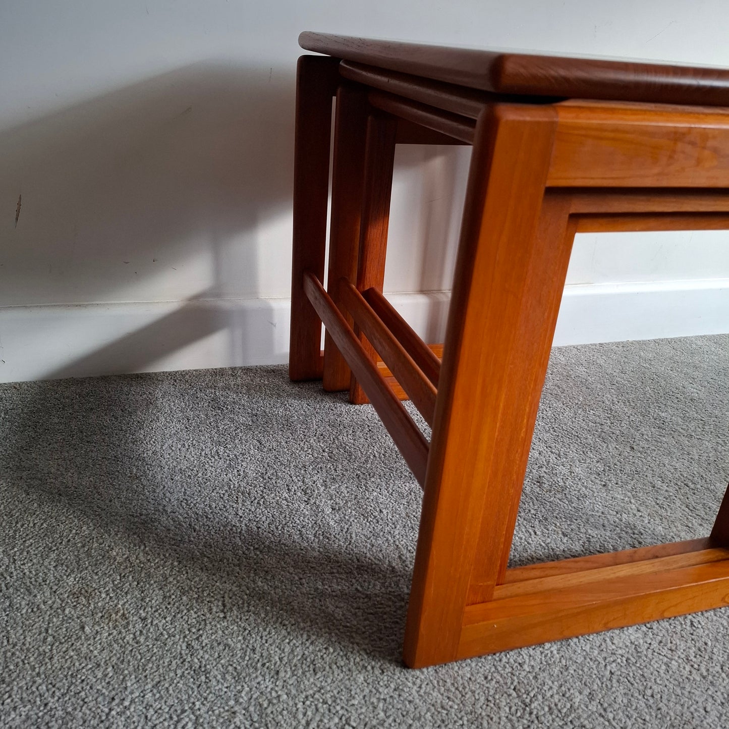 Solid Elm Nest of 3 Tables 1980s