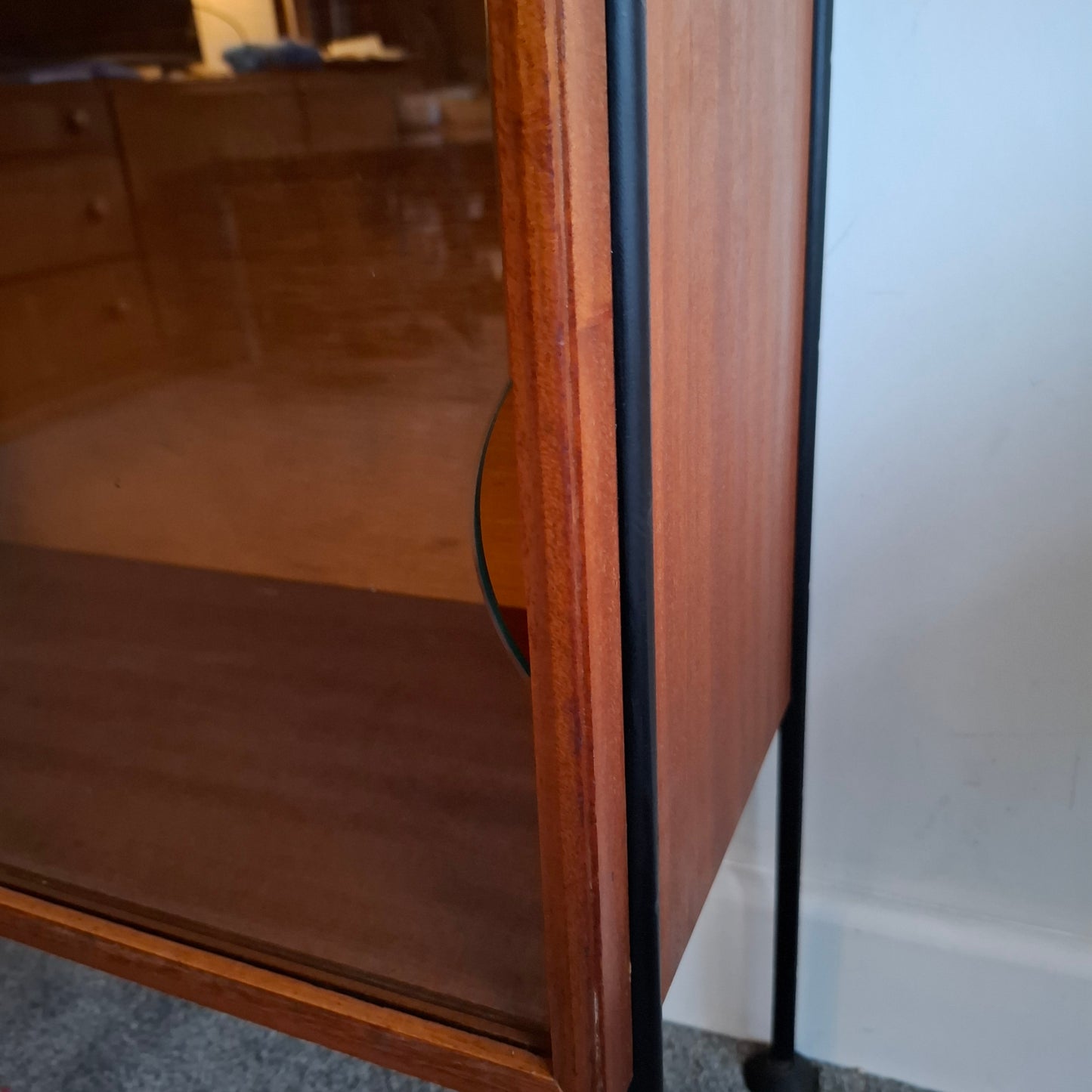 Mid-Century Compact Display Unit by Vanson 1960s