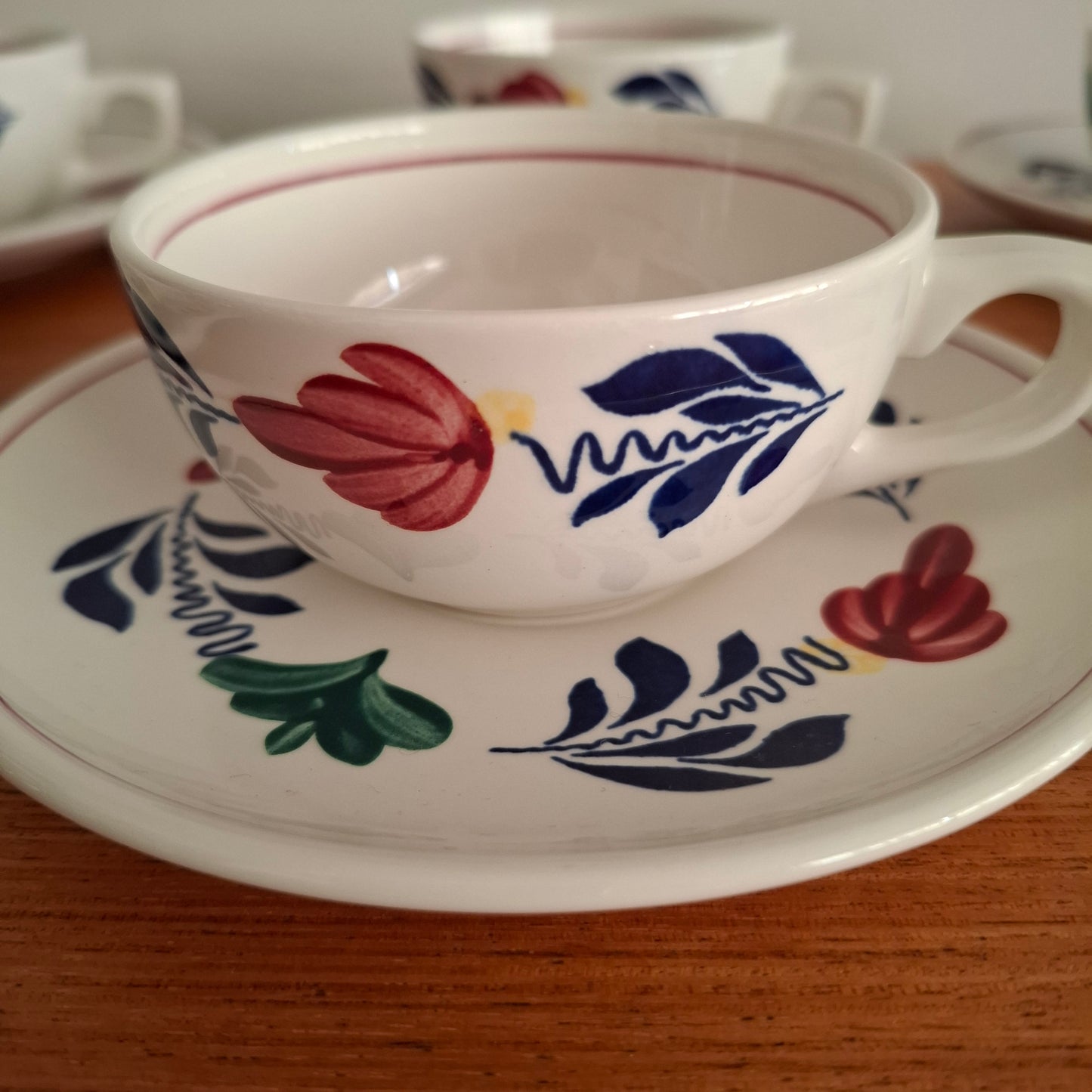 Royal Boch 'Boerenbont' Set of 6 Tea Cups & Saucers