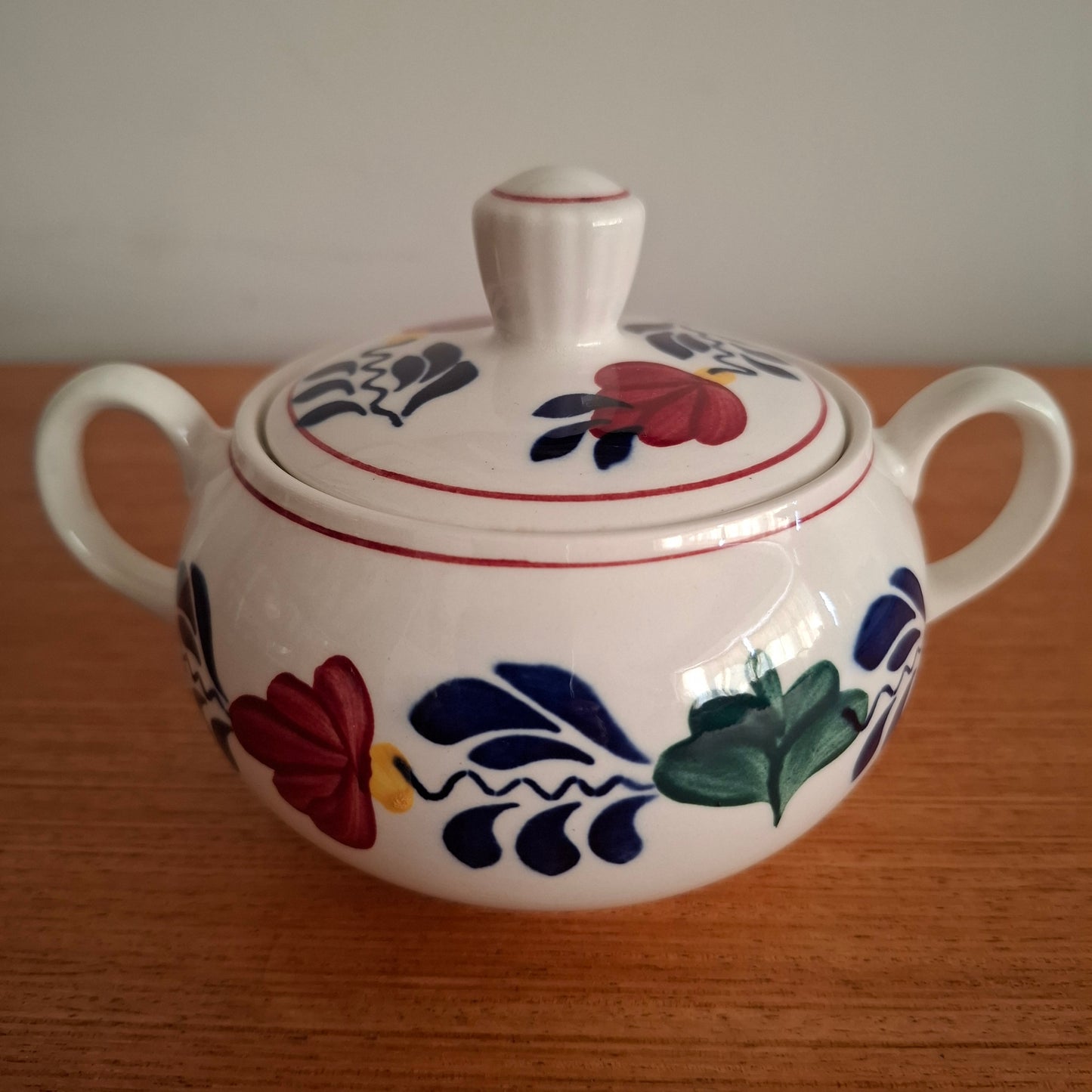 Royal Bont 'Boerenbont' Lidded Sugar Bowl
