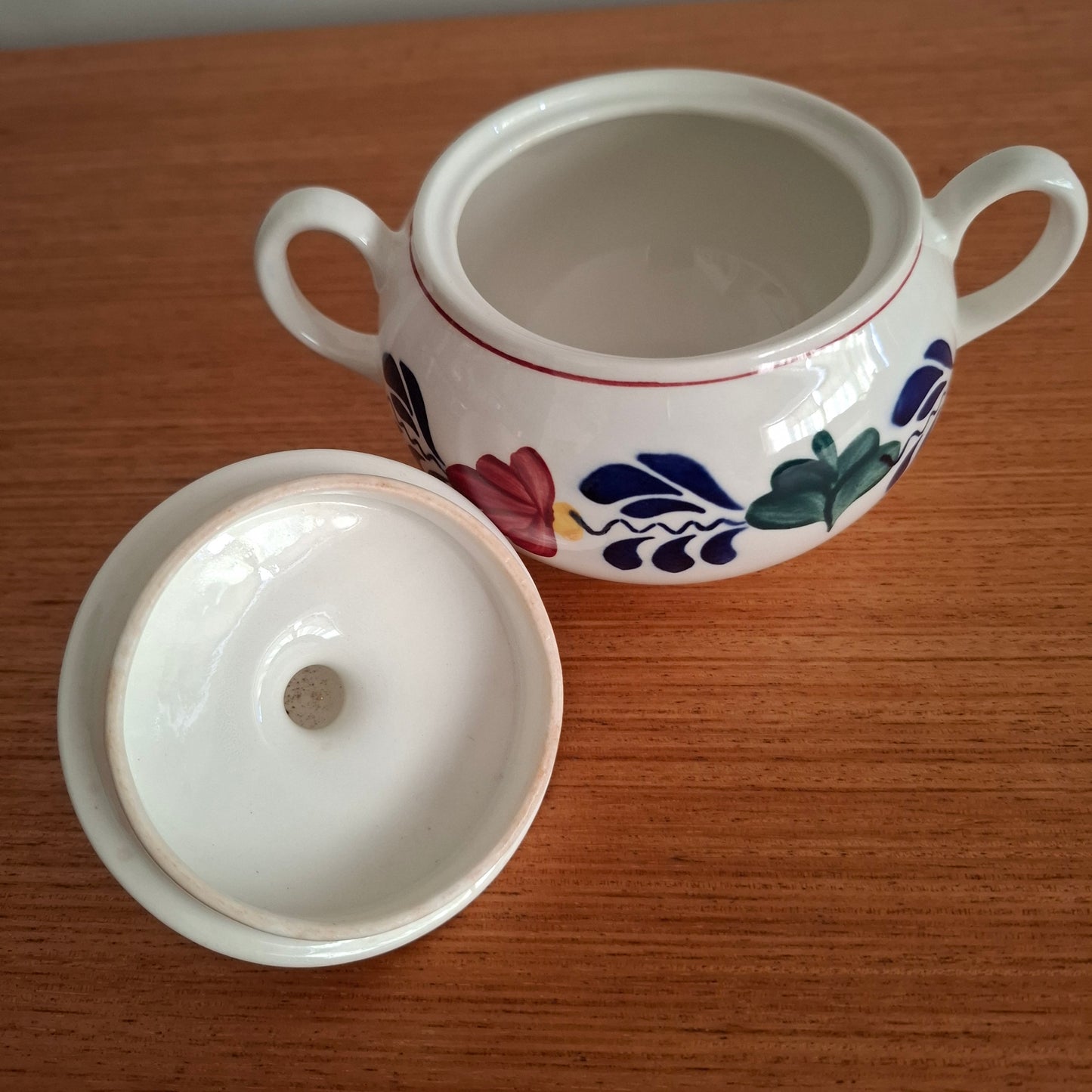 Royal Bont 'Boerenbont' Lidded Sugar Bowl