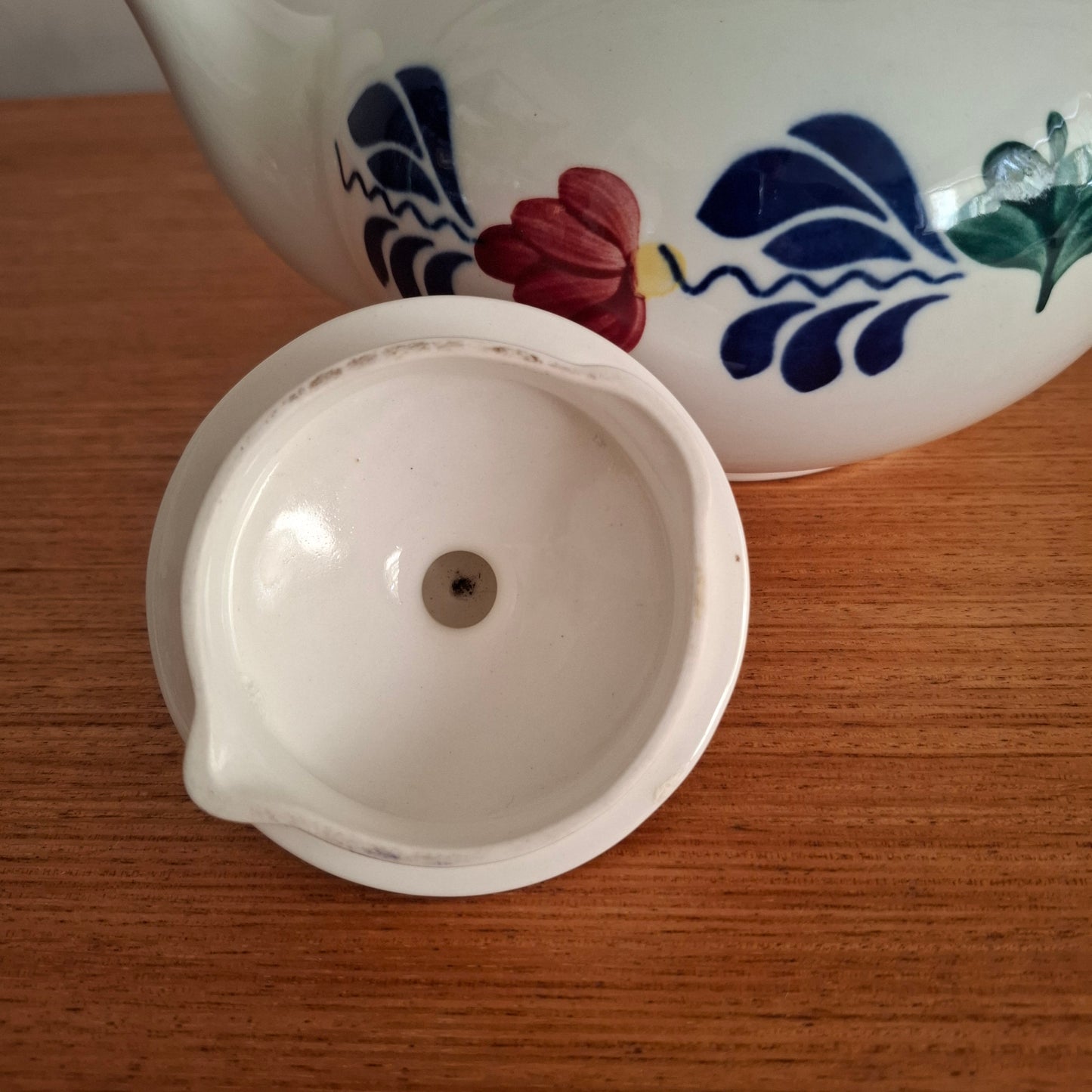 Royal Boch 'Boerenbont' 1.2L Teapot