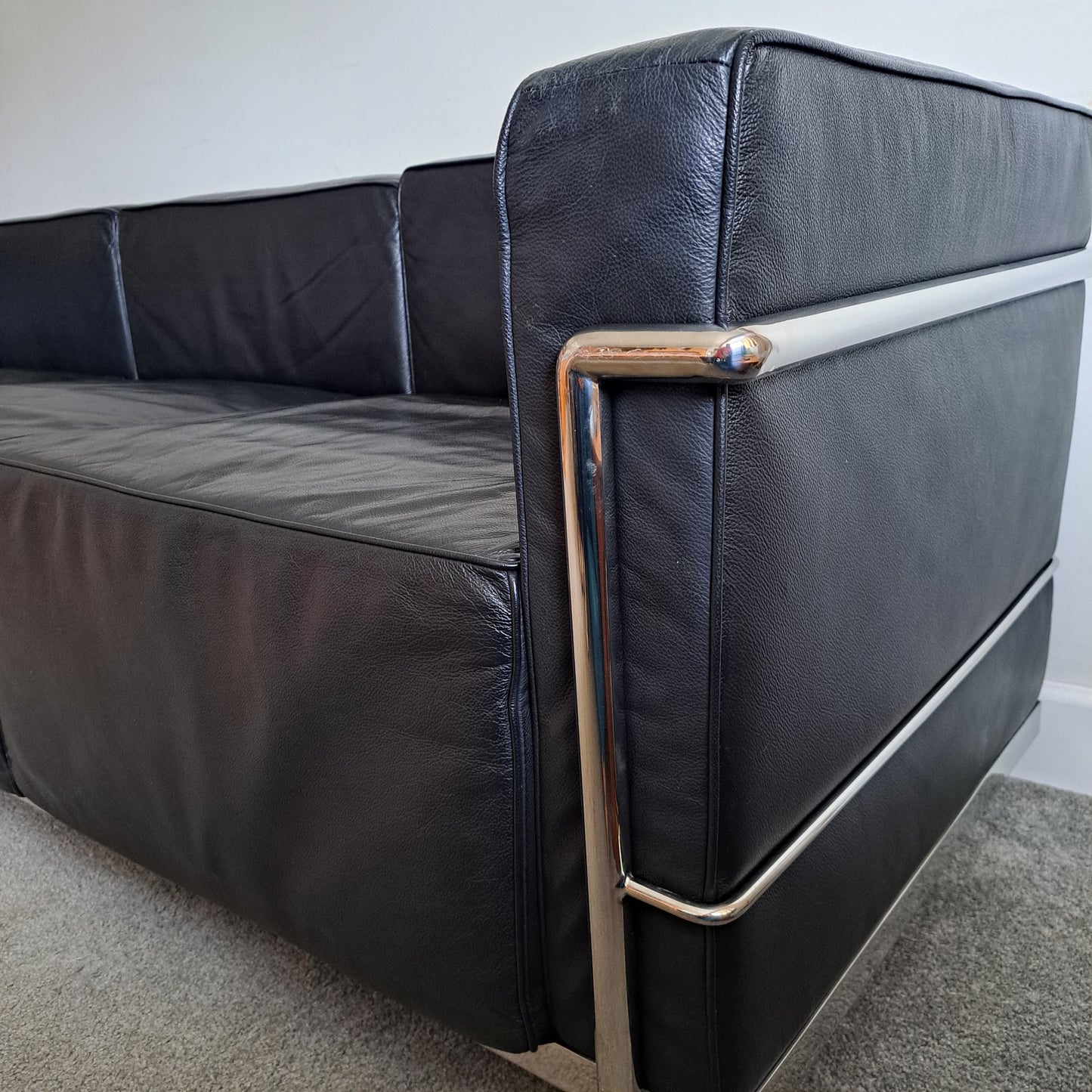 1990s Le Corbusier Style Black Leather LC3 Sofa