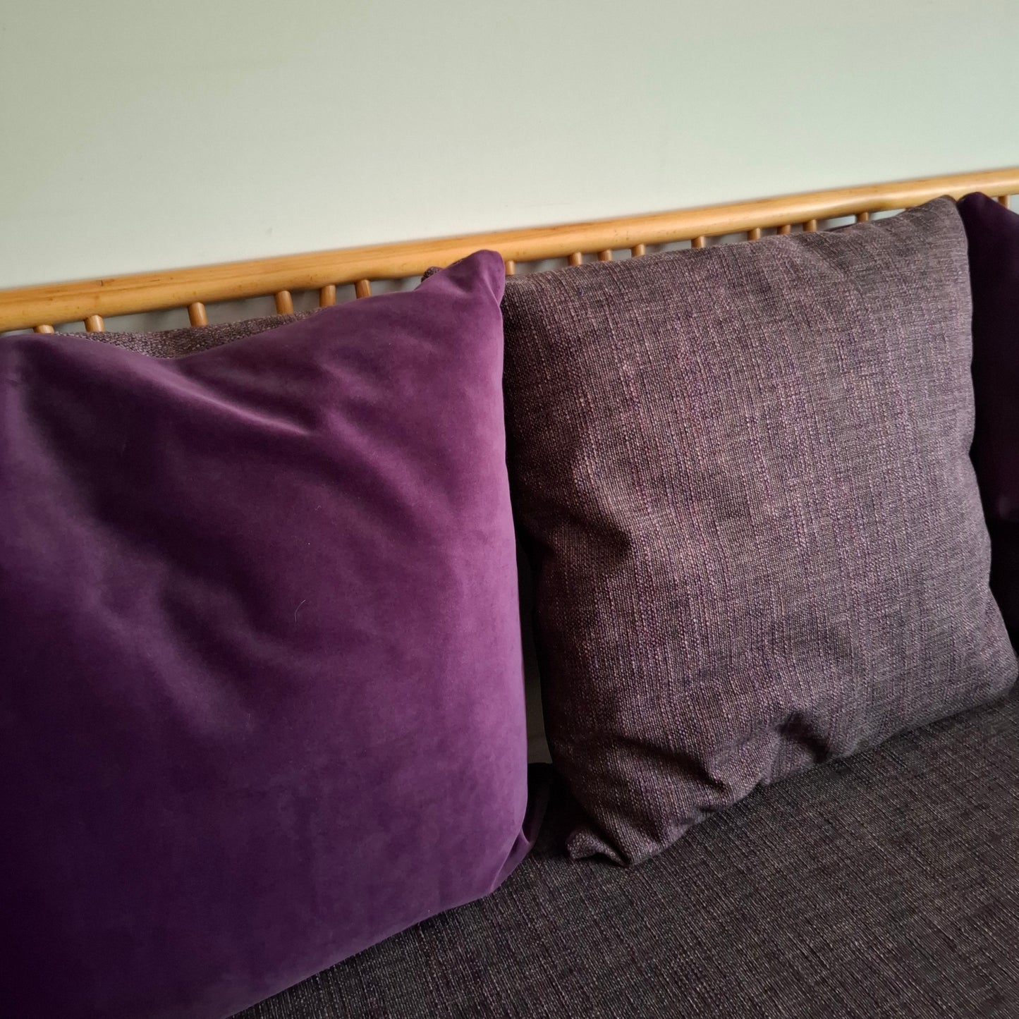 Vintage ERCOL 'Jubilee' (766) 3-Seater Sofa